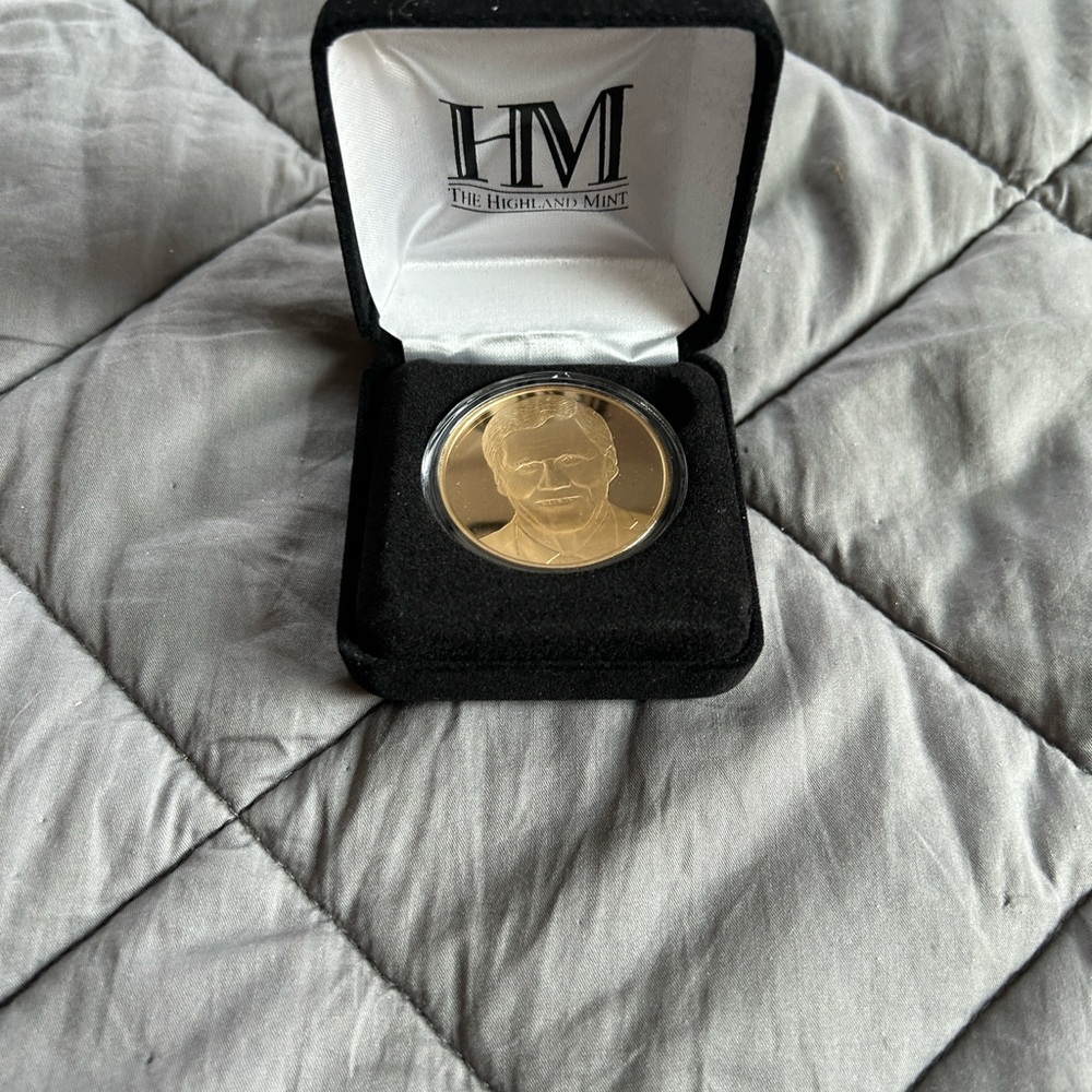 Mark Murphy Gold Coin in Black Display Case
